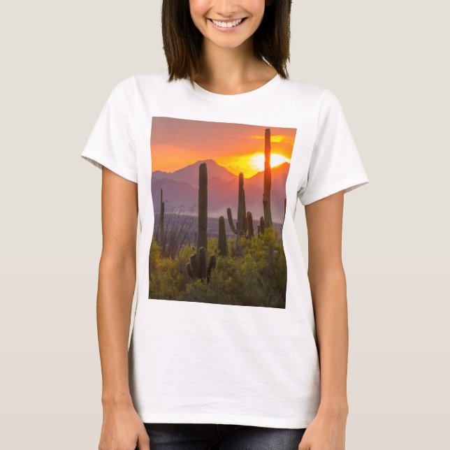 Camiseta Puesta de sol en cactus del desierto, Arizona (Anverso)