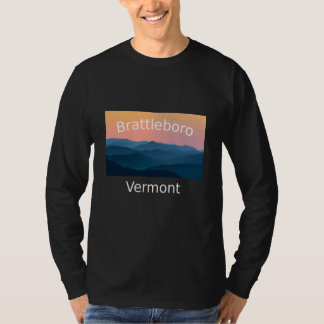 Camiseta puesta de sol en la montaña de la ciudad natal Bra