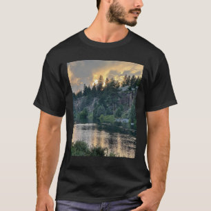 Camiseta Puesta de sol sobre un río