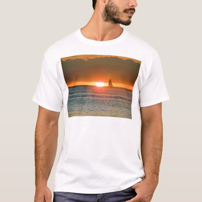 Camiseta Puesta del sol de Waikiki con la silueta del (Anverso)