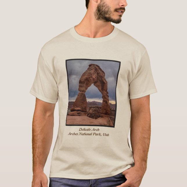 Camiseta Puesta del sol tempestuosa - arco delicado - Moab (Anverso)
