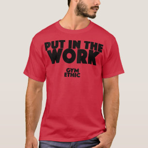 CAMISETA PUESTA EN EL TRABAJO DE LA LÁMPARA DE GIMNASIO