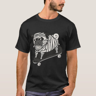 Camiseta Pug Momia en Monopatín