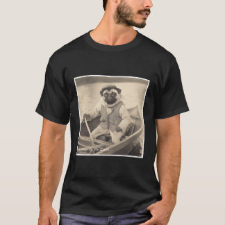 Camiseta Pug pescando en un barco