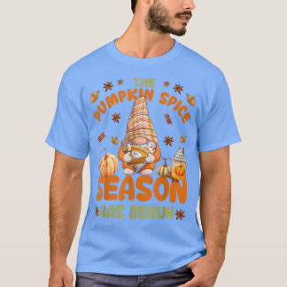 Camiseta Pumpkin Spice Season Has Be Cute Fall Autumn Gnom