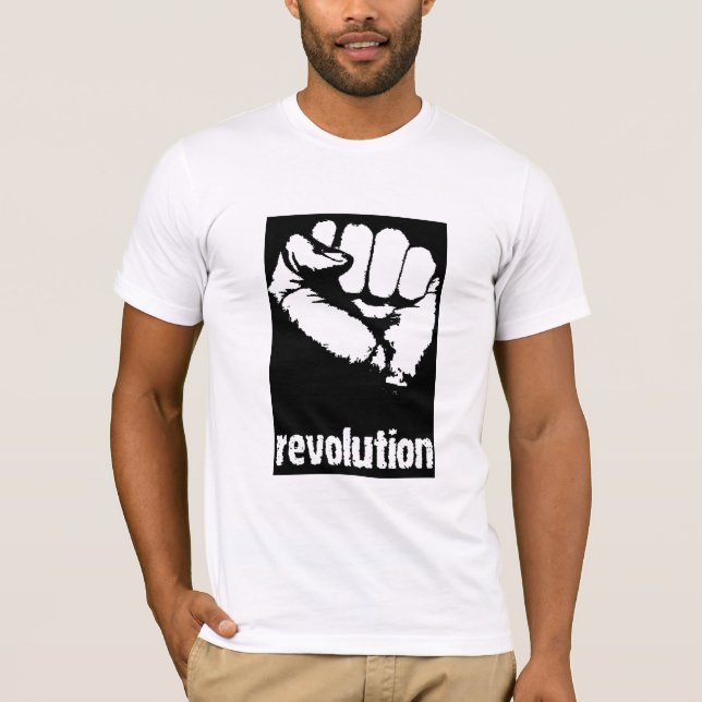 Camiseta Puño de Revoltuion (Anverso)