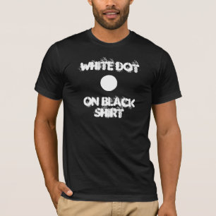 Camiseta Punto blanco en negro