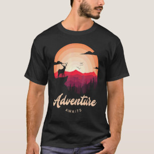 Camiseta Purple Sunset Mountain Deer Forest Adventure