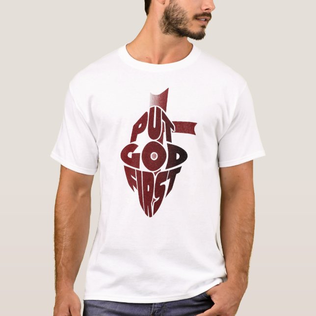 Camiseta Put God First Retro Christian T-Shirt | Faith Typo (Anverso)