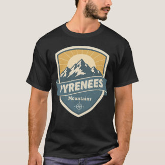 Camiseta Pyrenees Mountains Vintage Badge