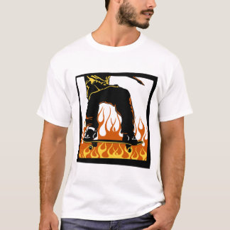 Camiseta que anda en monopatín