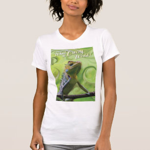 Camiseta Qué mundo loco - Un lagarto especial