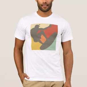 Camiseta que practica surf