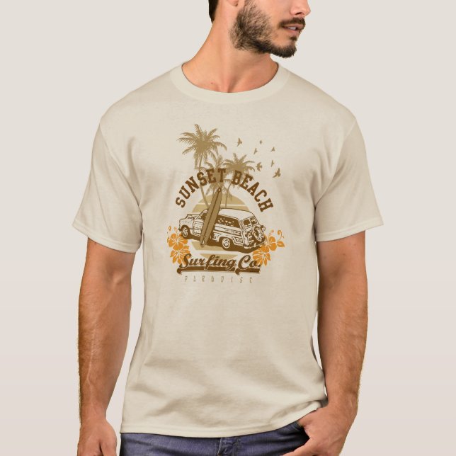 Camiseta que practica surf de la playa de la (Anverso)