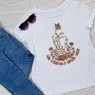 Camiseta Que tu espíritu se levante Skeleton mano mariposa