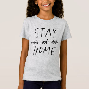 Camiseta Quédate en casa Fuente dibujada a mano