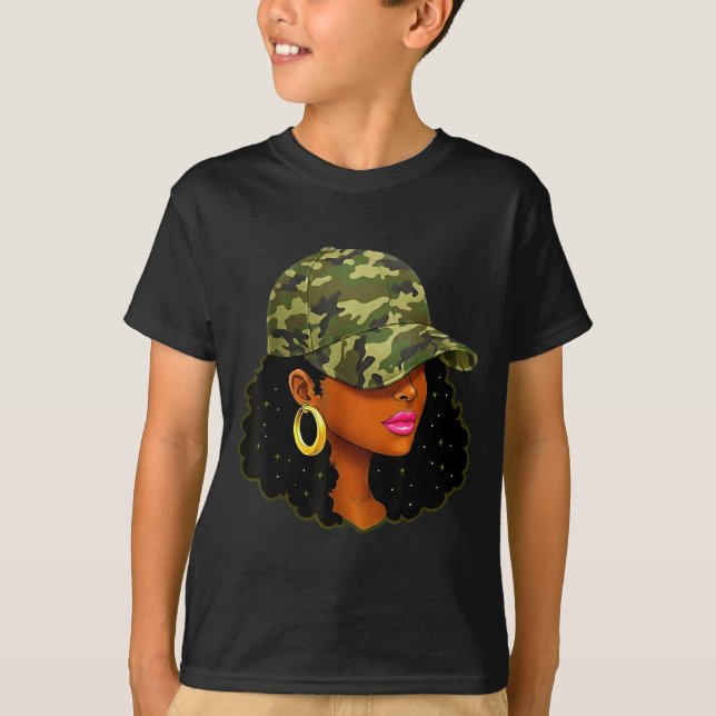 Camiseta Queen Black Woman With Camo Cap Locs African Ameri (Anverso)