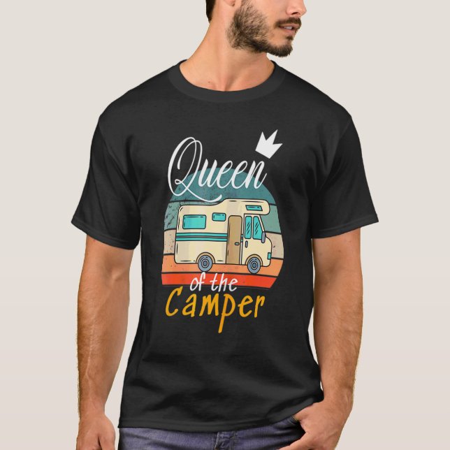 Camiseta Queen Of The Camper Rv Trailer Outdoor Camping Mot (Anverso)