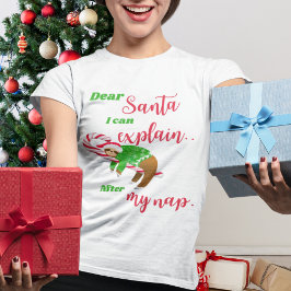 Camiseta Queridos Navidades de Santa Sloth Nap En Candy Can