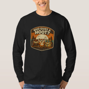 Camiseta Quien Le Da Importancia Diseño Divertido De Búhos