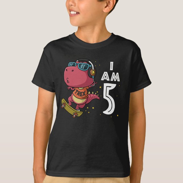 Camiseta Quinto cumpleaños Skateboard Trex dinosaur 5 años (Anverso)