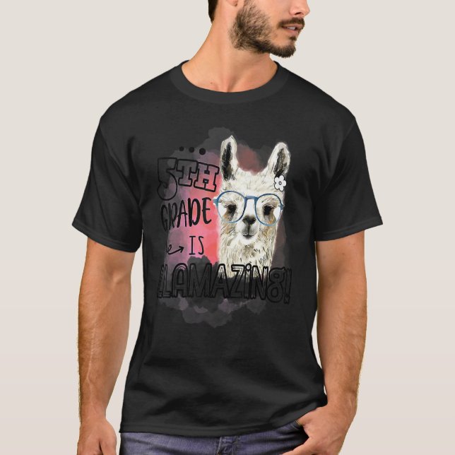 Camiseta Quinto Quinto Grado Llama Maestra (Anverso)