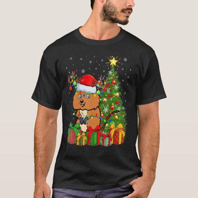 Camiseta Quokka   Xmas Holiday Santa Quokka Christmas Tree (Anverso)