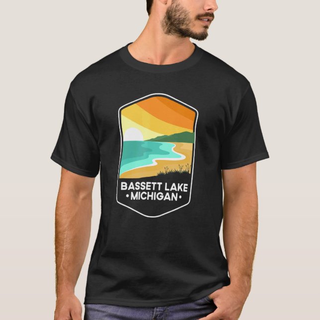 Camiseta Quote Bassett Lake Loon Michigan (Anverso)