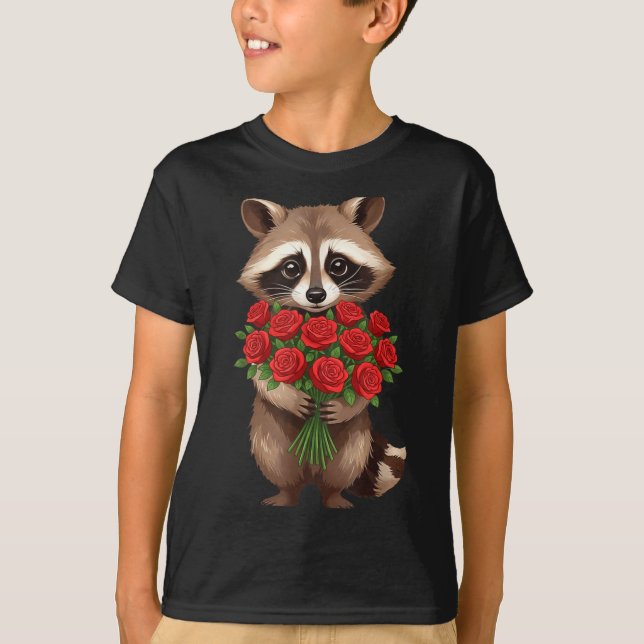 Camiseta Raccoon Holding Red Rose Cute Raccoon Valentine An (Anverso)