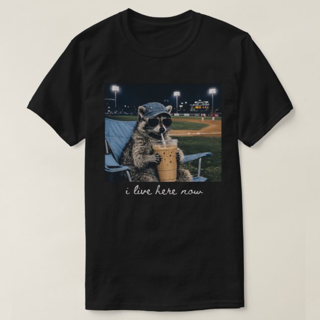 Camiseta Raccoon I Live Here Now Shirt Raccoon Drinking Ice (Diseño del anverso)