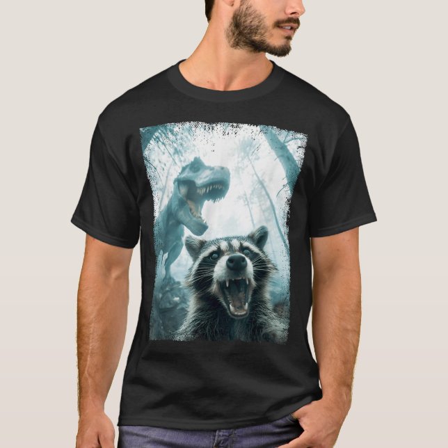 Camiseta Raccoon Selfie With Tyrannosaurus T Rex Adventure  (Anverso)