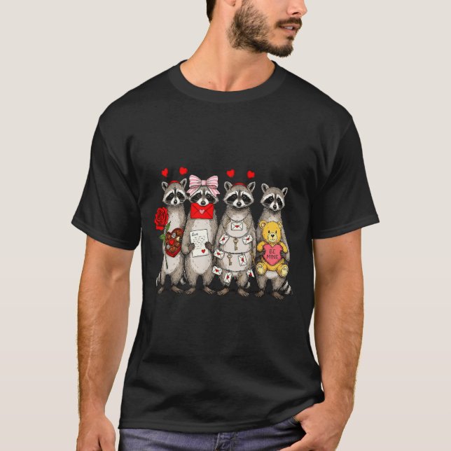 Camiseta Raccoon Valentines Day Funny Feral Raccoon Love He (Anverso)
