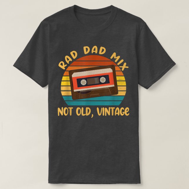 Camiseta Rad Dad Mix Not Old Vintage Appartal (Diseño del anverso)