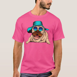 Camiseta Rad Pug con tonalidades azules y un gorra
