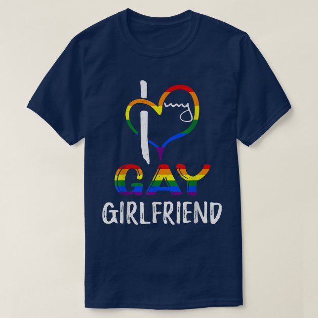 Camiseta Rainbow Heart Love Gay Girlfriend LGBTQ LGBT Pride (Diseño del anverso)