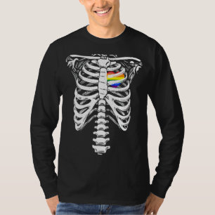 Camiseta Rainbow Heart Skeleton Rib Cage Love Gay Lesbian S
