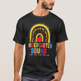 Camiseta Rainbow Kindergarten Teacher Squad Leopard 100 Day