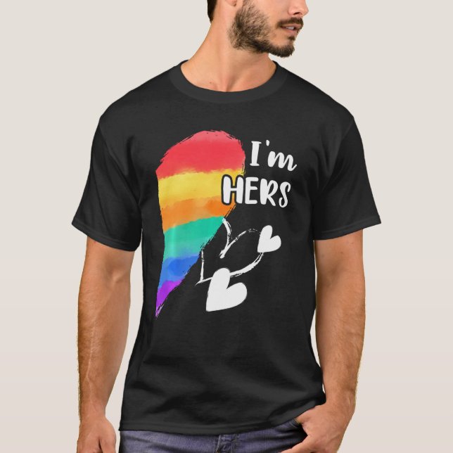Camiseta Rainbow Lgbt Heart I'm Hers For Couples Gay Lesbia (Anverso)