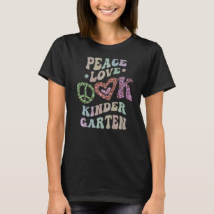 Camiseta Rainbow PEACE LOVE KINDERGARTEN Leopard Print Retr