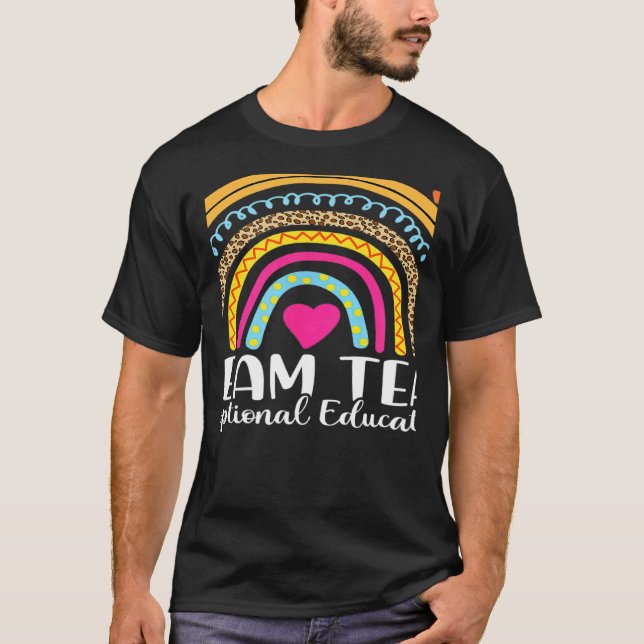 Camiseta Rainbow Pencil Dream Exceptional Education Team SP (Anverso)