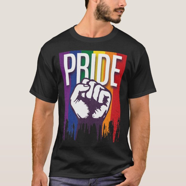 Camiseta Rainbow Pride LGBTQ Flag Power to the People Fist  (Anverso)