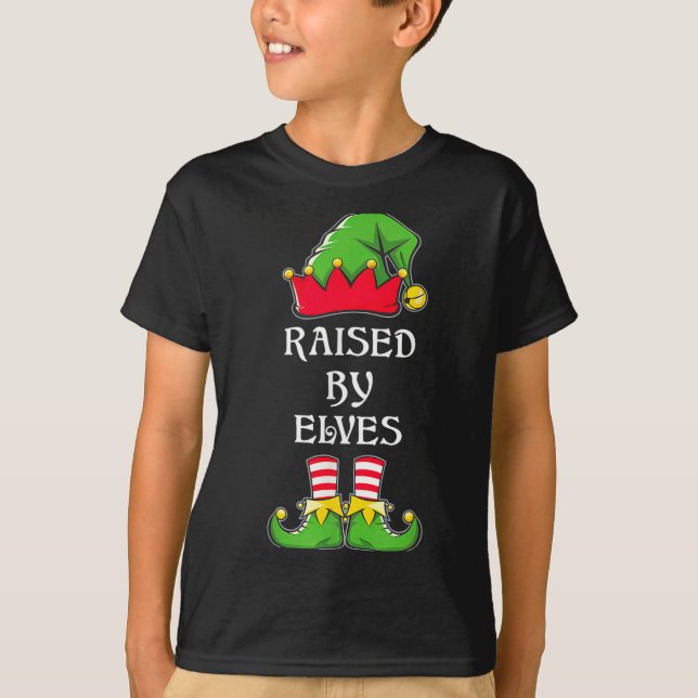 Camiseta Raised By Elves Funny Christmas Family Elves Squad (Anverso)