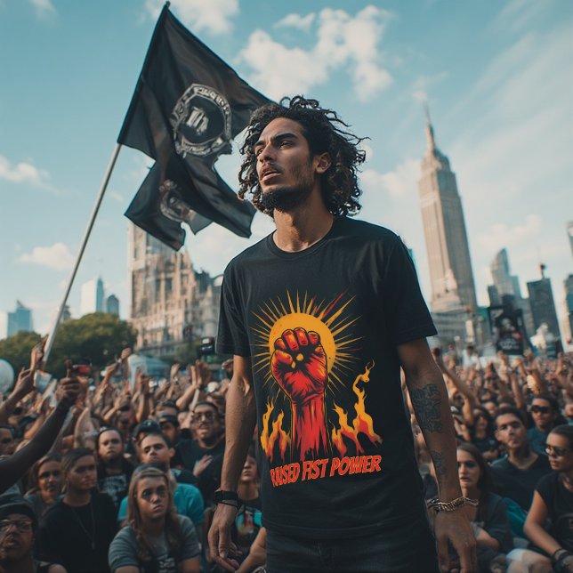 Camiseta Raised Fist Power Activism Symbol,Protest Equality (Subido por el creador)