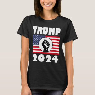 Camiseta Raised Fist Trump 2024 Patriot de la bandera estad