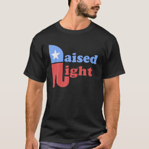 Camiseta Raised Right Republican Elephant Retro Style Patri