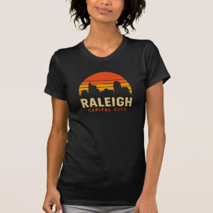 Camiseta Raleigh Capital City Sunset Skyline - Retro