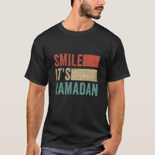 Camiseta Ramadan Mubarak Kareem sonríe su Ramadán