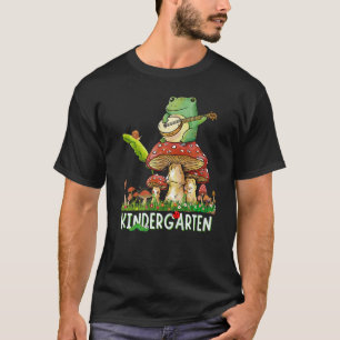 Camiseta Rana Cuta Jugando Banjo Snail Mushroom Kindergarte