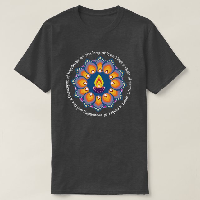 Camiseta 🎆 ❤️ Rangoli con Diya y el tradicional deseo Diwa (Diseño del anverso)