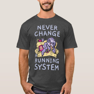 Camiseta Ranura De Comida Rápida En Un Sofá